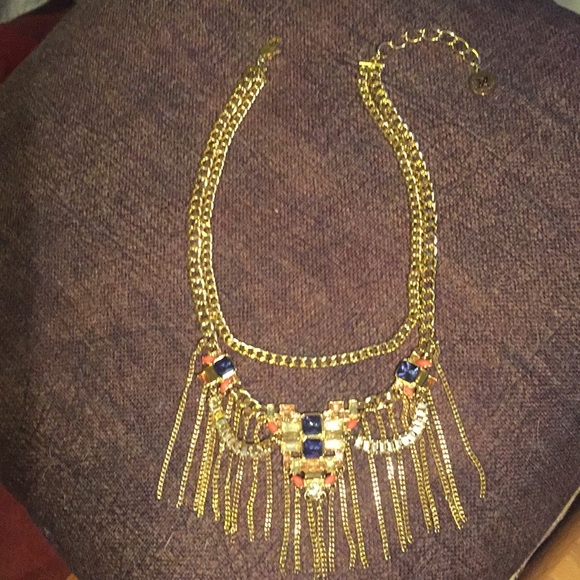 Chain link costume jewelry necklace - Picture 3 of 4